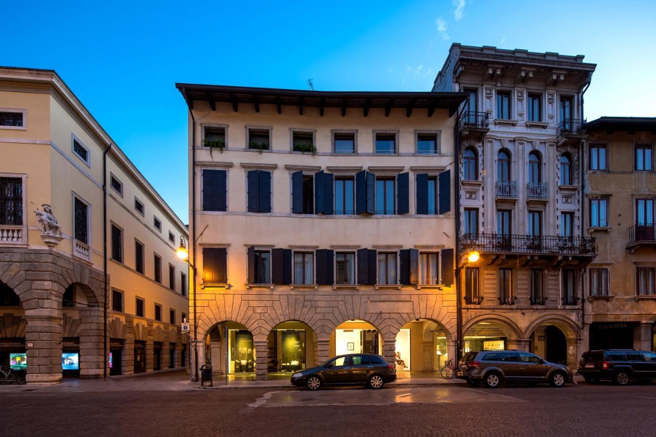 Mercatovecchio Luxury Suites Udine Esterno foto